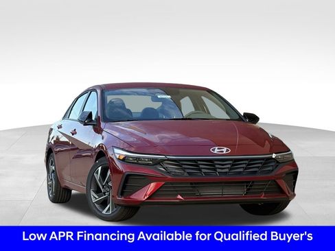 New 2025 Hyundai Elantra Sport image 2