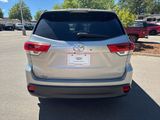 Used 2019 Toyota Highlander XLE image 4