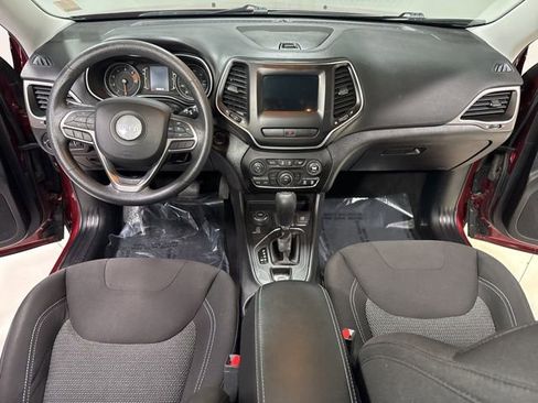 Used 2019 Jeep Cherokee Latitude w/ Popular Appearance Group image 13