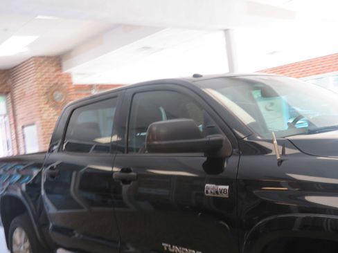 Used 2019 Toyota Tundra SR5 AWD/4WD image 66