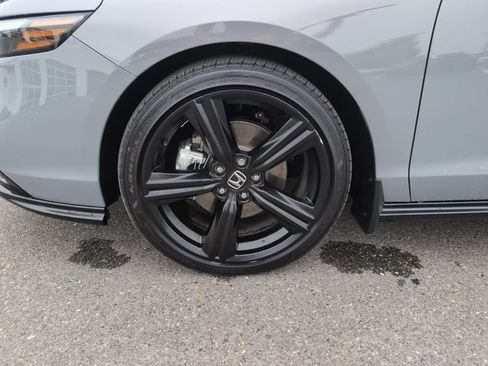 Used 2025 Honda Accord Sport image 28