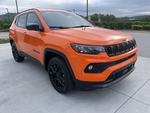 New 2026 Jeep Compass Latitude AWD/4WD image 28
