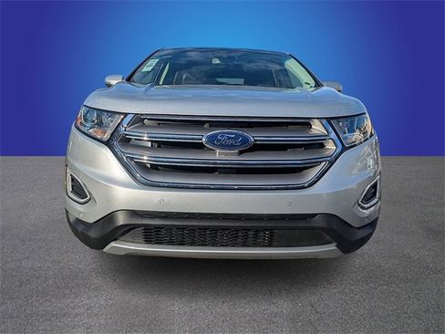 Used 2018 Ford Edge Titanium w/ Equipment Group 302A image 8