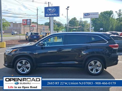 Used 2019 Toyota Highlander Limited AWD/4WD image 5