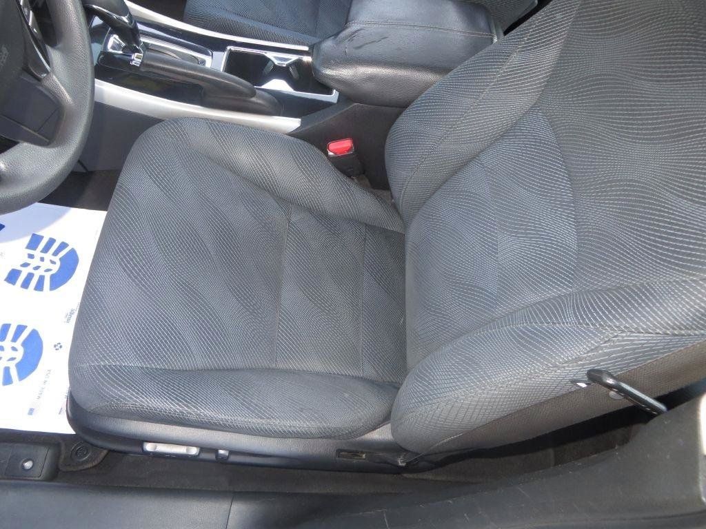 Used 2016 Honda Accord EX image 23