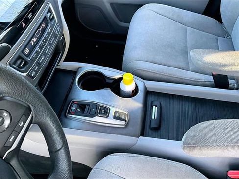 Used 2021 Honda Pilot EX image 15