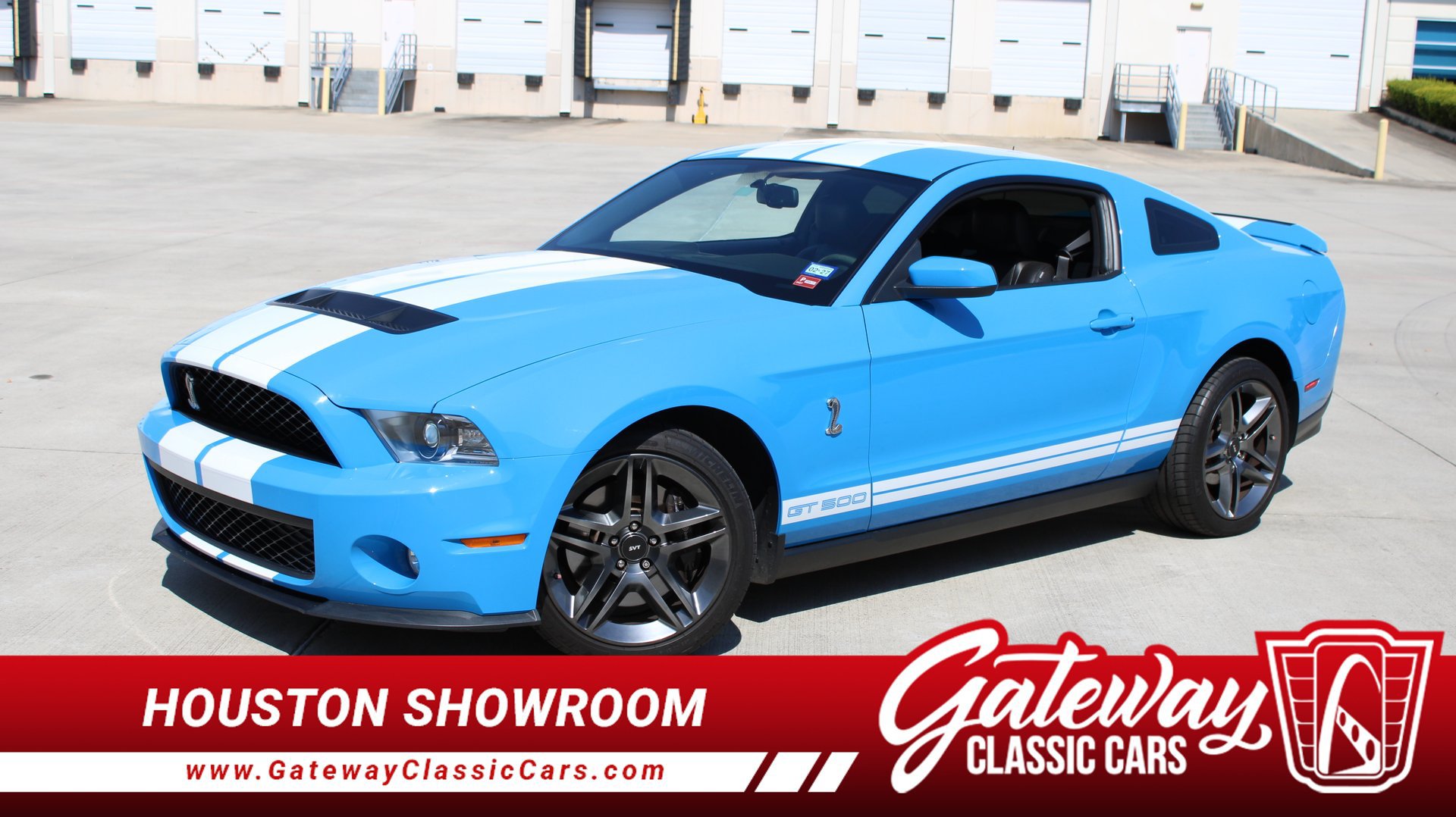 Used 2010 Ford Mustang Shelby GT500 RWD image 1