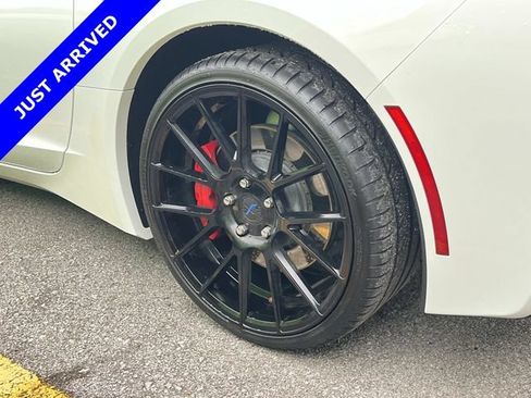 Used 2017 Chevrolet Corvette Stingray Coupe w/ Carbon Flash Badge Package RWD image 12