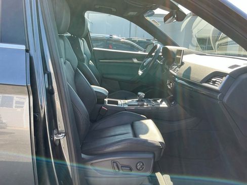 Used 2018 Audi SQ5 Prestige AWD/4WD image 32