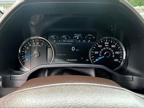Used 2015 Ford F150 King Ranch w/ Equipment Group 601A Luxury AWD/4WD image 13