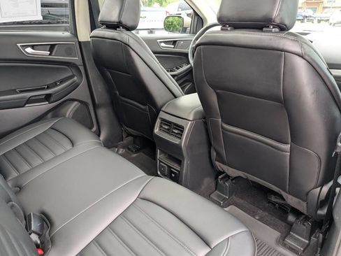Used 2020 Ford Edge SEL w/ Convenience Package AWD/4WD image 16