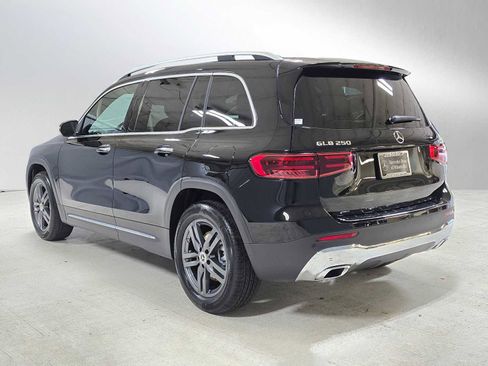 New 2026 Mercedes-Benz GLB 250 4MATIC image 5