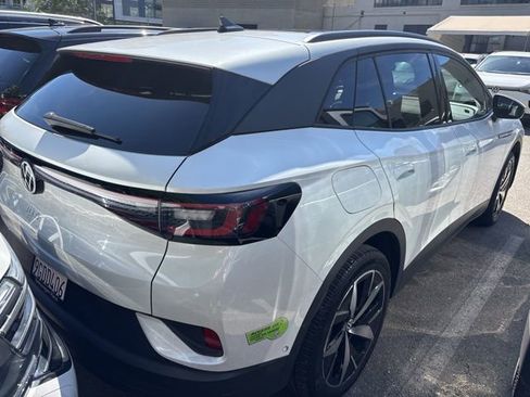 Used 2023 Volkswagen ID.4 Pro S AWD/4WD image 3