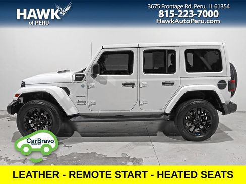 Used 2022 Jeep Wrangler Unlimited Sahara AWD/4WD image 4