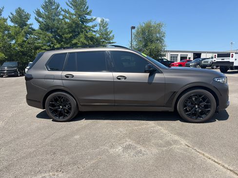 Used 2021 BMW X7 xDrive40i w/ Executive Package AWD/4WD image 4