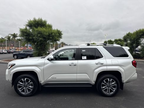 New 2026 Toyota 4Runner Limited AWD/4WD image 4