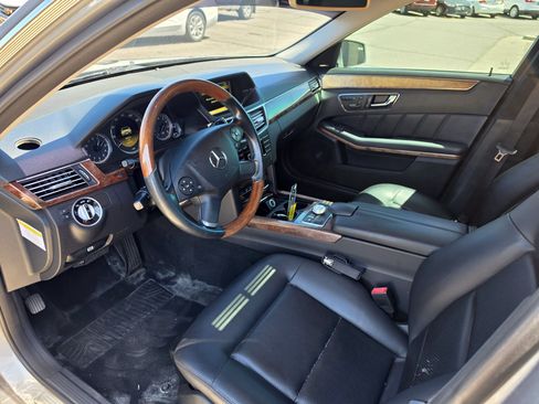 Used 2011 Mercedes-Benz E 350 4MATIC Sedan image 10