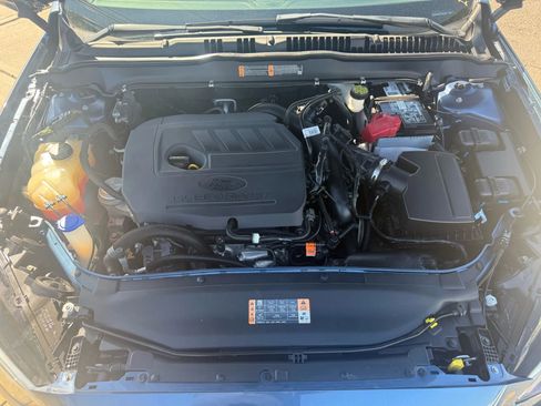 Used 2018 Ford Fusion SE w/ Fusion SE Technology Package image 27