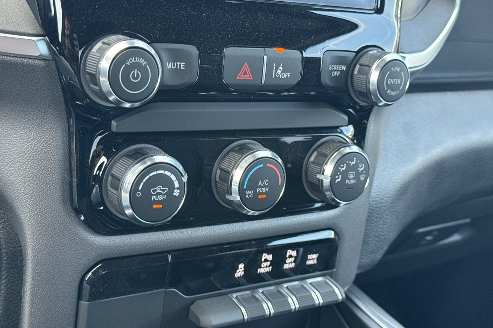 New 2026 RAM 1500 Big Horn RWD image 18