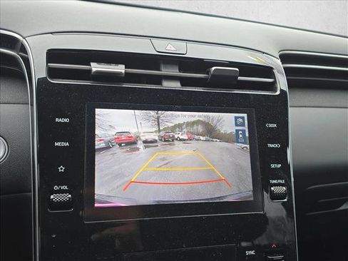 Certified 2022 Hyundai Tucson SEL w/ Convenience Package image 9