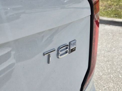 New 2026 Volvo XC90 T8 Plus image 16
