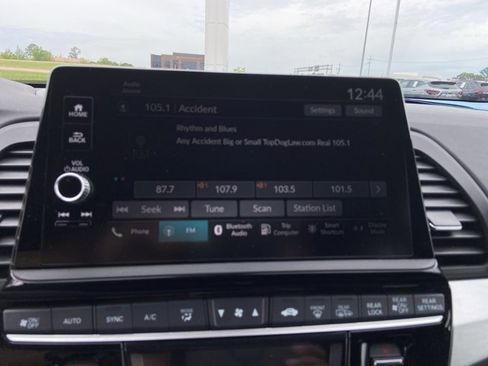 Used 2025 Honda Odyssey Sport-L image 18