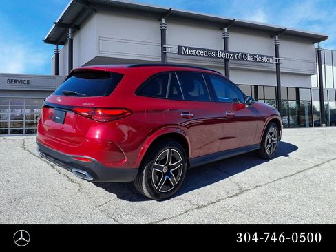 Used 2026 Mercedes-Benz GLC 300 4MATIC image 3