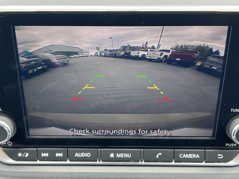 Used 2025 Nissan Rogue SV AWD/4WD image 10