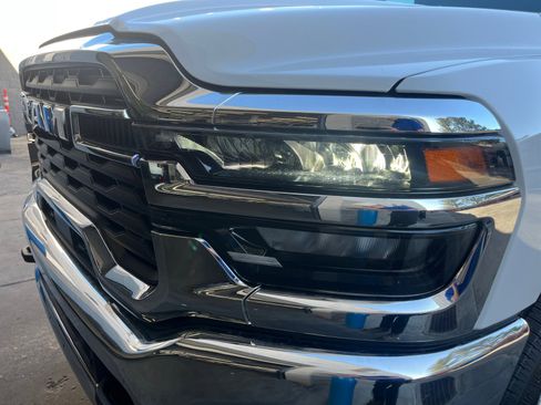 New 2026 RAM 2500 Tradesman AWD/4WD image 11