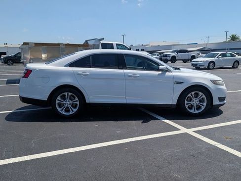 Used 2015 Ford Taurus SEL w/ Equipment Group 201A FWD image 7