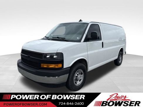 Used 2022 Chevrolet Express 2500 w/ Driver Convenience Package RWD image 1