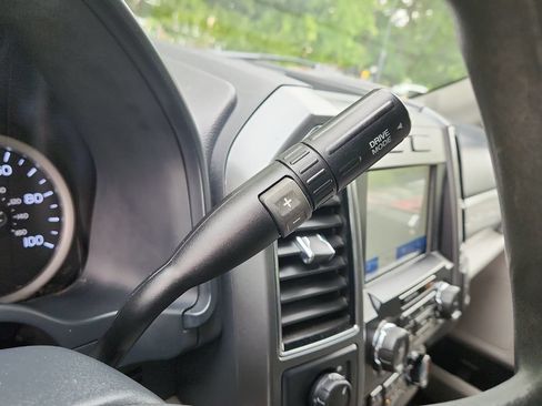 Used 2022 Ford F250 XLT AWD/4WD image 18
