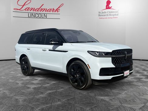 Certified 2025 Lincoln Navigator Black Label image 7