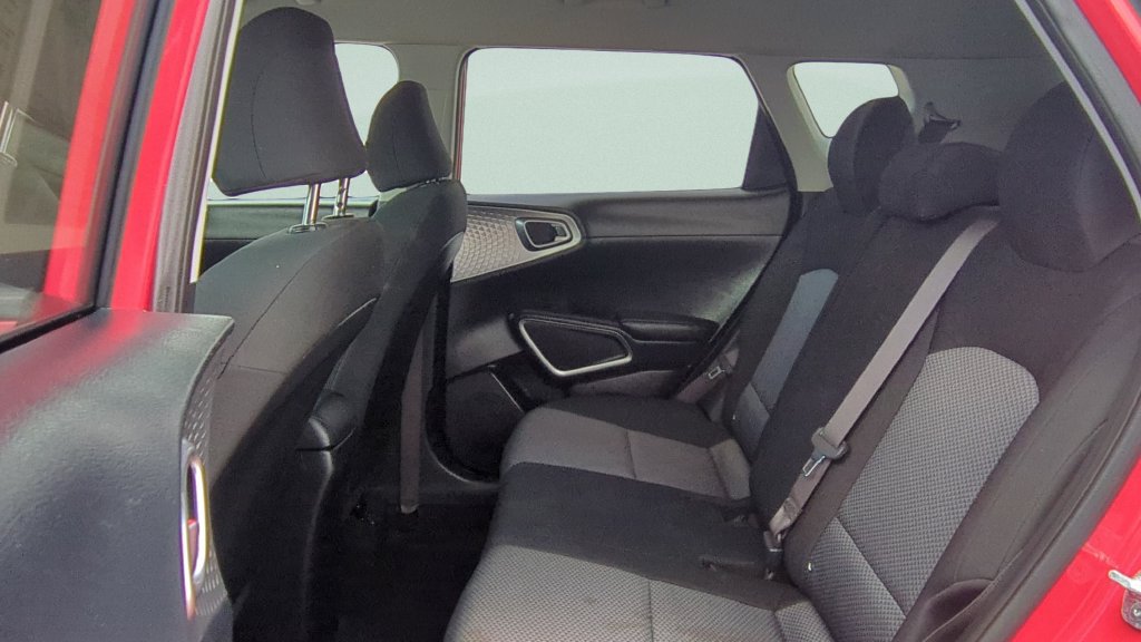 Used 2024 Kia Soul LX w/ Option Group 015 FWD image 9