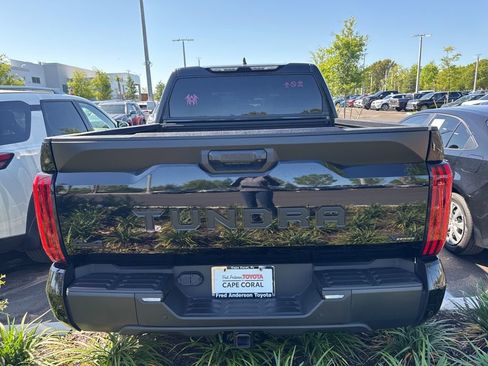 Used 2024 Toyota Tundra SR5 w/ SR5 Convenience Package AWD/4WD image 5