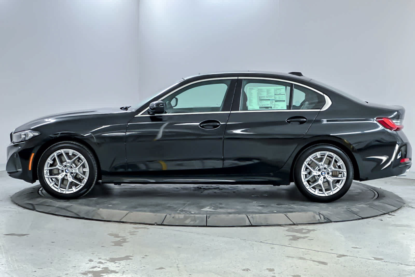 Used 2026 BMW 330i Sedan w/ Convenience Package RWD image 5