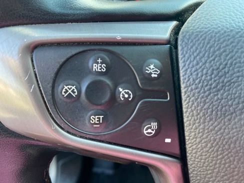 Used 2023 GMC Acadia AT4 w/ Technology Package AWD/4WD image 25