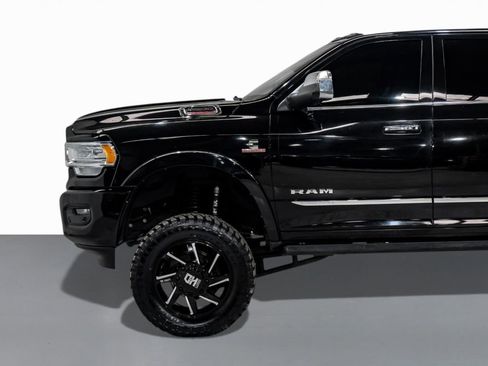 Used 2020 RAM 3500 Limited image 11