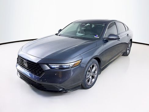 Certified 2024 Honda Accord EX-L image 4