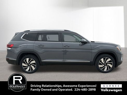Used 2025 Volkswagen Atlas SEL image 11