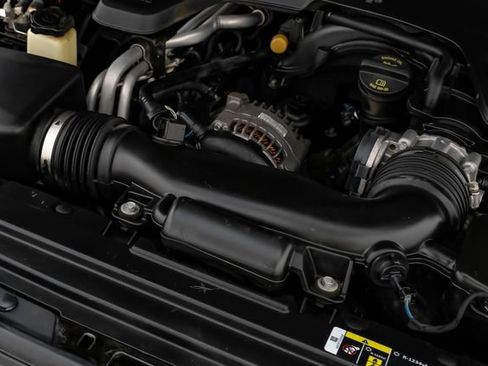Used 2019 Jeep Wrangler Sport AWD/4WD image 53