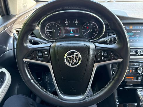 Used 2019 Buick Encore Essence FWD image 18