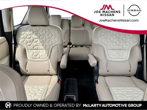 New 2025 Nissan Armada Platinum w/ Convenience Package image 30