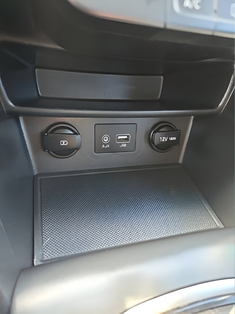 Used 2019 Hyundai Kona SE FWD image 29