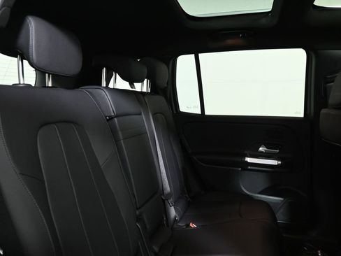 New 2026 Mercedes-Benz GLB 250 4MATIC image 34