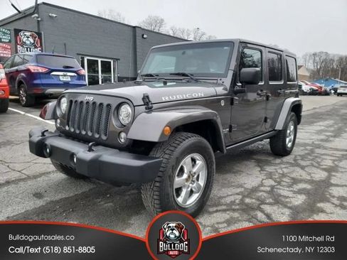 Used 2017 Jeep Wrangler Unlimited Rubicon w/ Connectivity Group AWD/4WD image 1