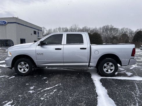 Used 2018 RAM 1500 Express image 8