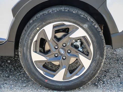 Certified 2025 Subaru Crosstrek 2.5i Limited AWD/4WD image 10