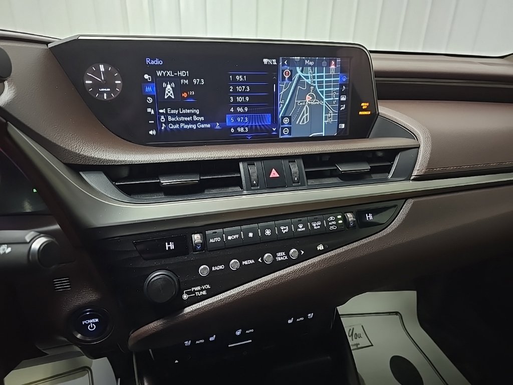 Used 2019 Lexus ES 300h w/ Premium Package FWD image 26