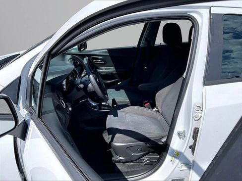 Used 2020 Chevrolet Trax LS FWD image 25